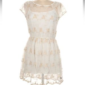 NWOT Designer Abercrombie & Fitch Cream and gold accent  in M Dress